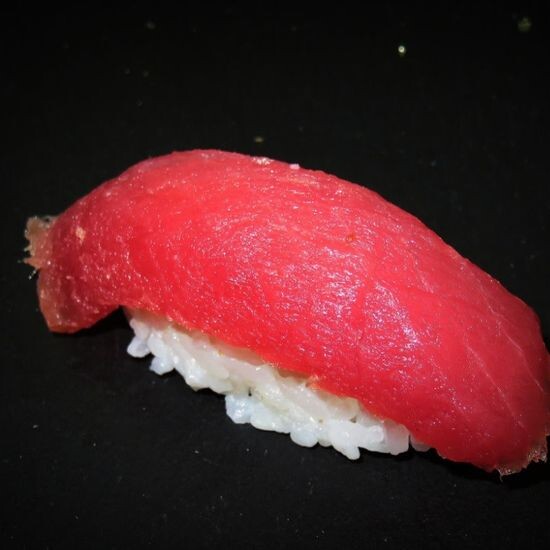 Суши с тунцом 5 шт.