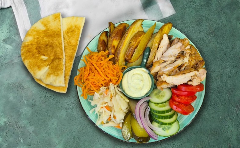 Шаверма на тарелке