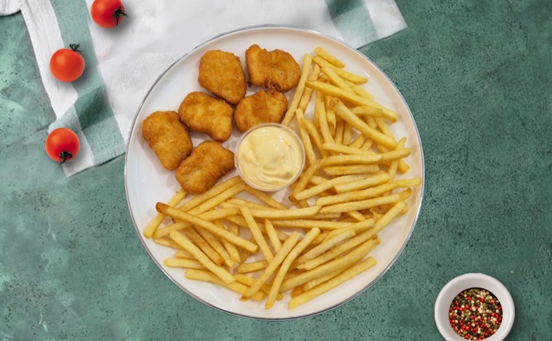 Наггетсы и картофель фри