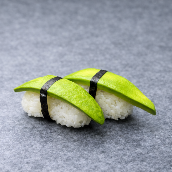 Суши с авокадо