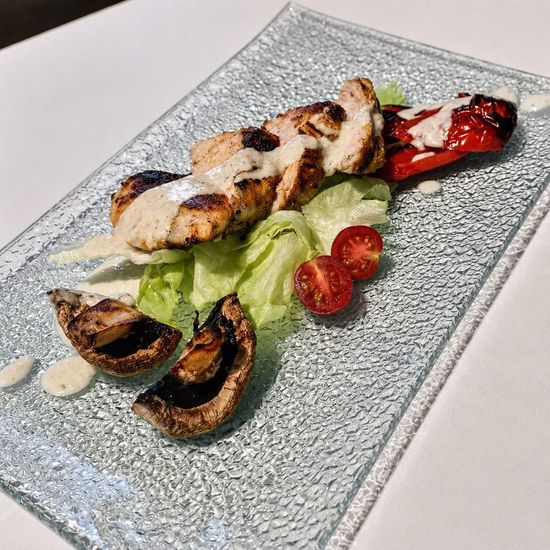 Куриная грудка под соусом блю чиз
