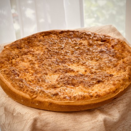 Киш Экзотик, с грудкой, ананасом и грецким орехом