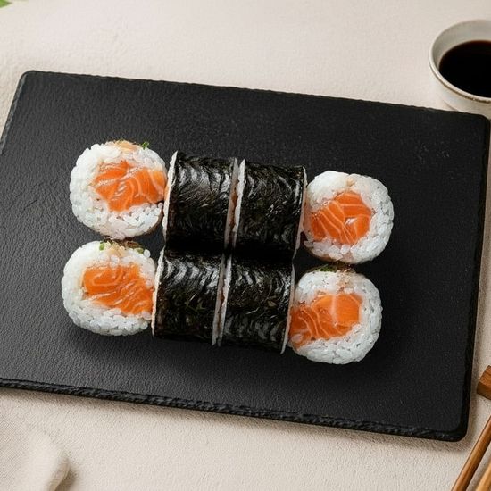 Ролл Сяке маки