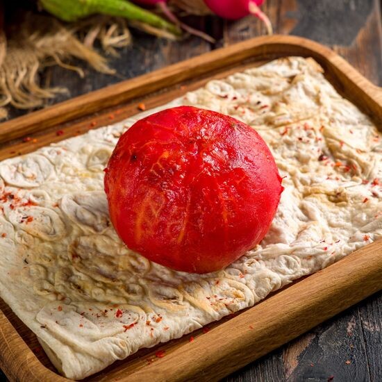 Помидор на мангале