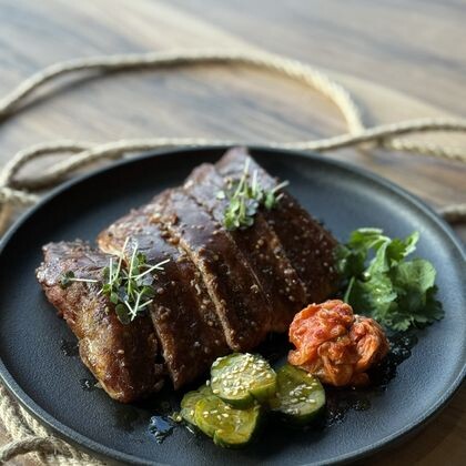 Запеченные свиные ребра