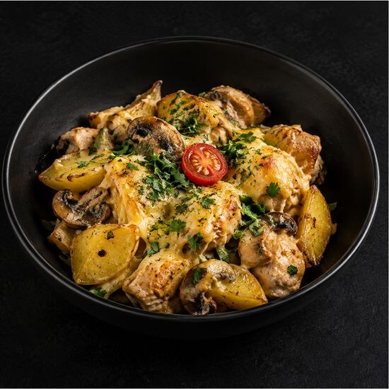 162 Курица запеченная под сыром с картофелем и зеленью