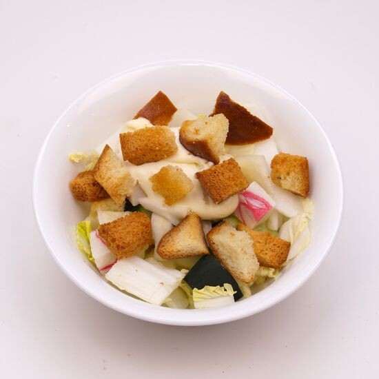 САЛАТ "КРАБОВЫЙ С ГРЕНКАМИ"